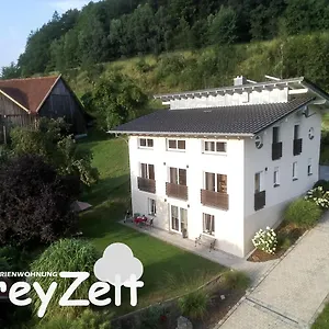 Ferienwohnung Freyzeit Apartment